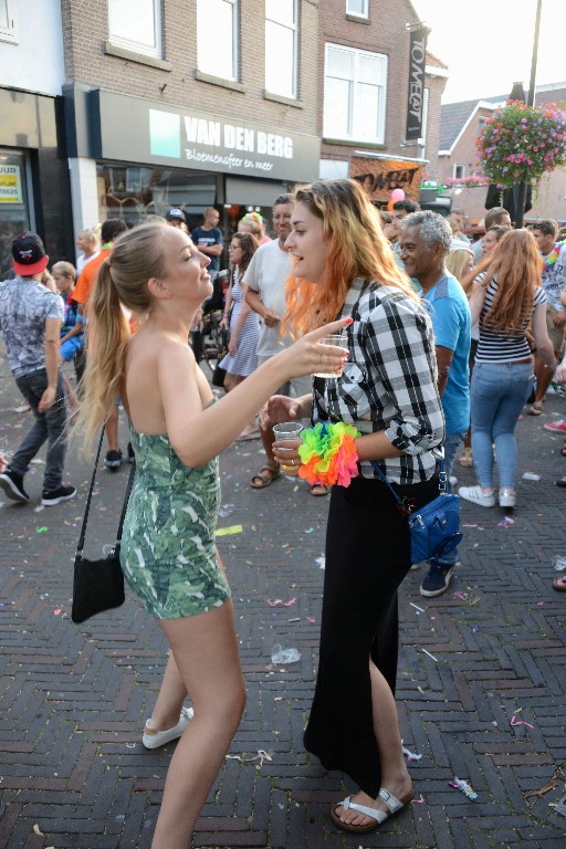 ../Images/Zomercarnaval Noordwijkerhout 2016 453.jpg